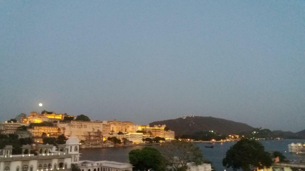 Hotel Aravali View Palace Udaipur Extérieur photo
